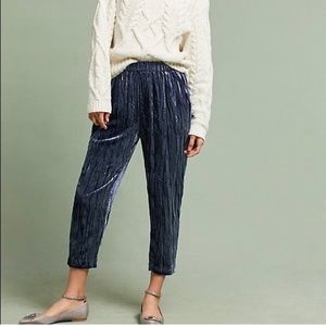 Anthro • Velvet Cropped Pants